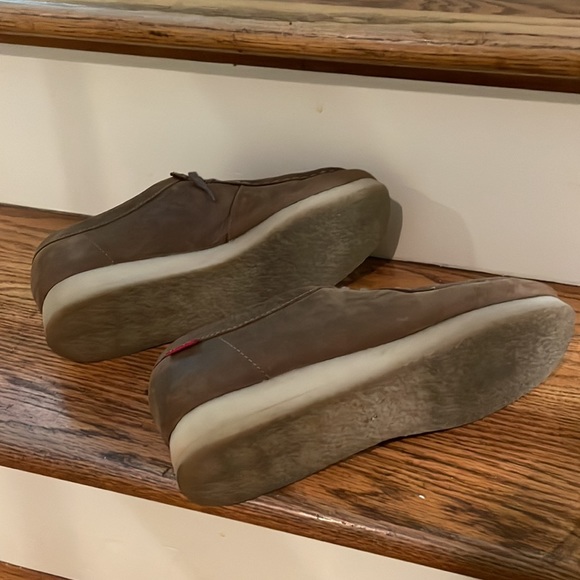 Clarks Wallabee shoes - Picture 4 of 5